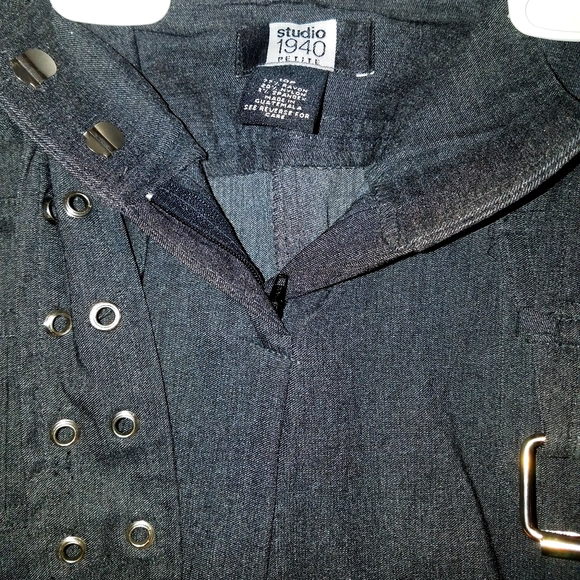 PRICE⬇️STUDIO 1940 BLACK PANTS. SIZE 10P - Picture 5 of 6